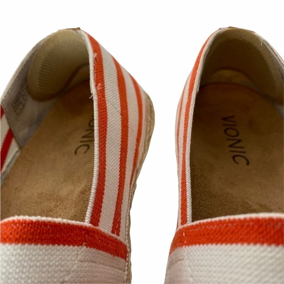 Vionic Valeri Canvas Espadrilles. Size 7 - Picture 6 of 11